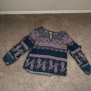 Amy Wear sheer lightweight Paisley colorful top open arm concept size medium